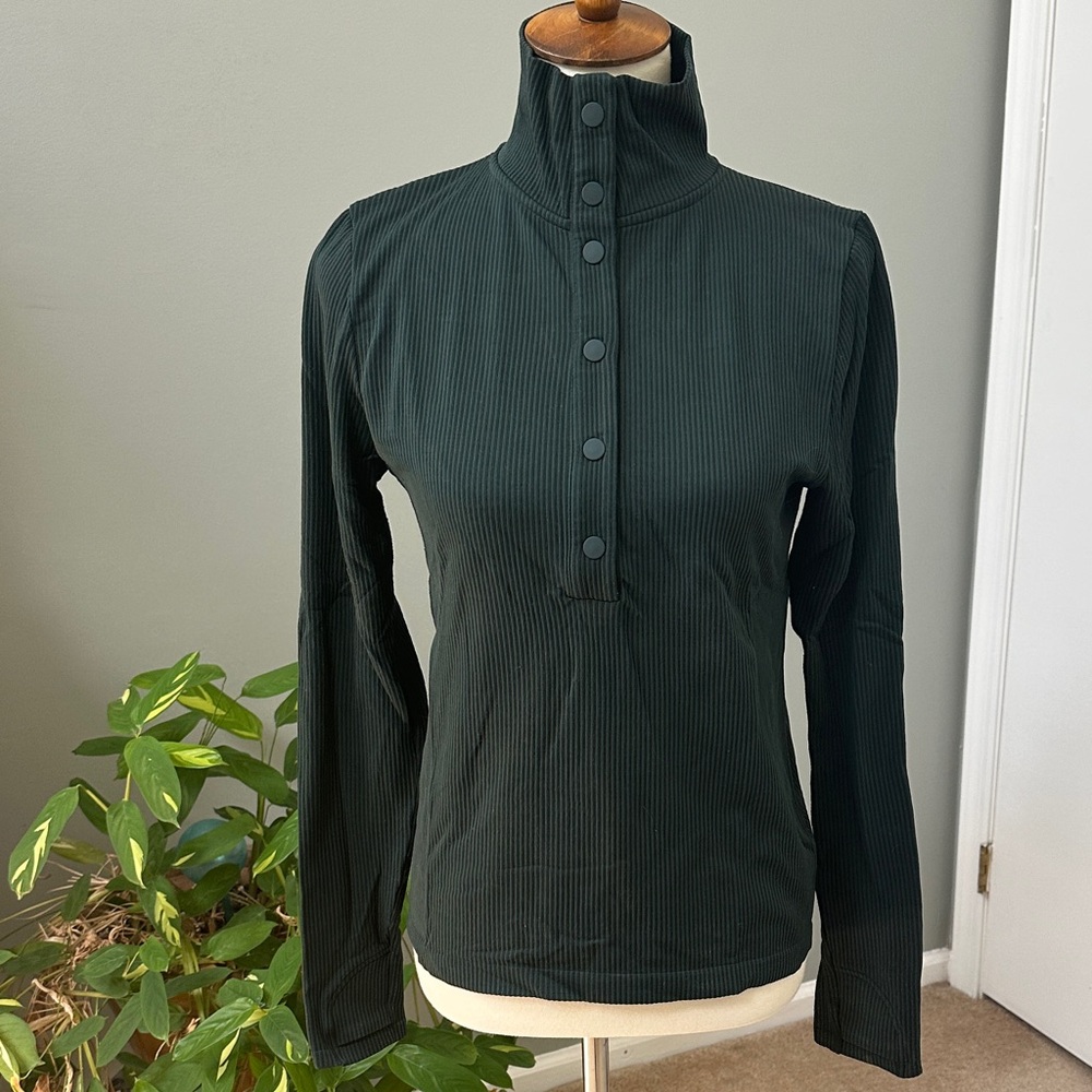 Elegant Dark Green High-Neck Women's Top
